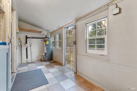 199 W Matheson Street Healdsburg CA 95448