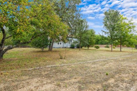 199 W Matheson Street Healdsburg CA 95448