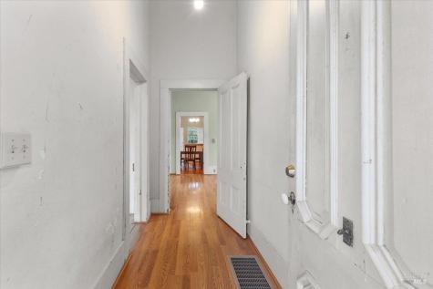 199 W Matheson Street Healdsburg CA 95448