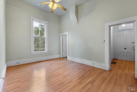 199 W Matheson Street Healdsburg CA 95448