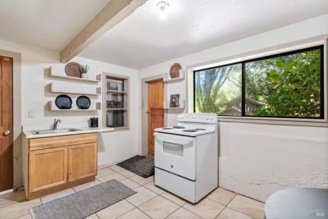 805 Wagnon Road Sebastopol CA 95472