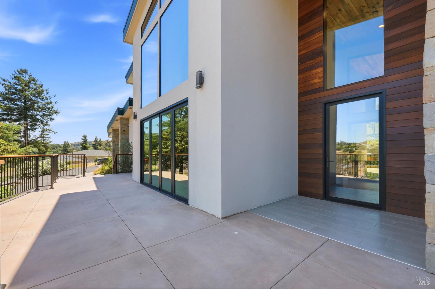 5363 Wilshire Drive Santa Rosa CA 95404
