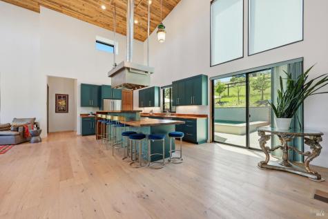 5363 Wilshire Drive Santa Rosa CA 95404