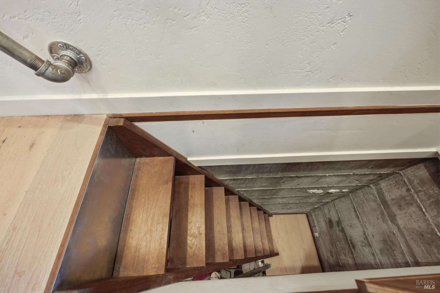 5363 Wilshire Drive Santa Rosa CA 95404