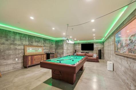5363 Wilshire Drive Santa Rosa CA 95404