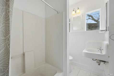 220 Carrillo Street Santa Rosa CA 95401