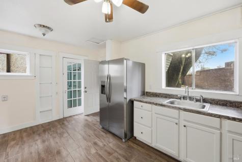 220 Carrillo Street Santa Rosa CA 95401