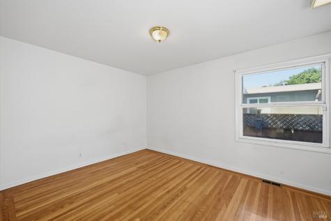 1923 Will Scarlet Lane Santa Rosa CA 95405