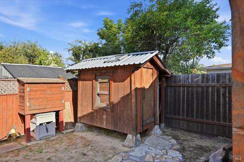 1923 Will Scarlet Lane Santa Rosa CA 95405