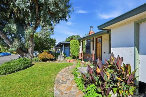 1923 Will Scarlet Lane Santa Rosa CA 95405