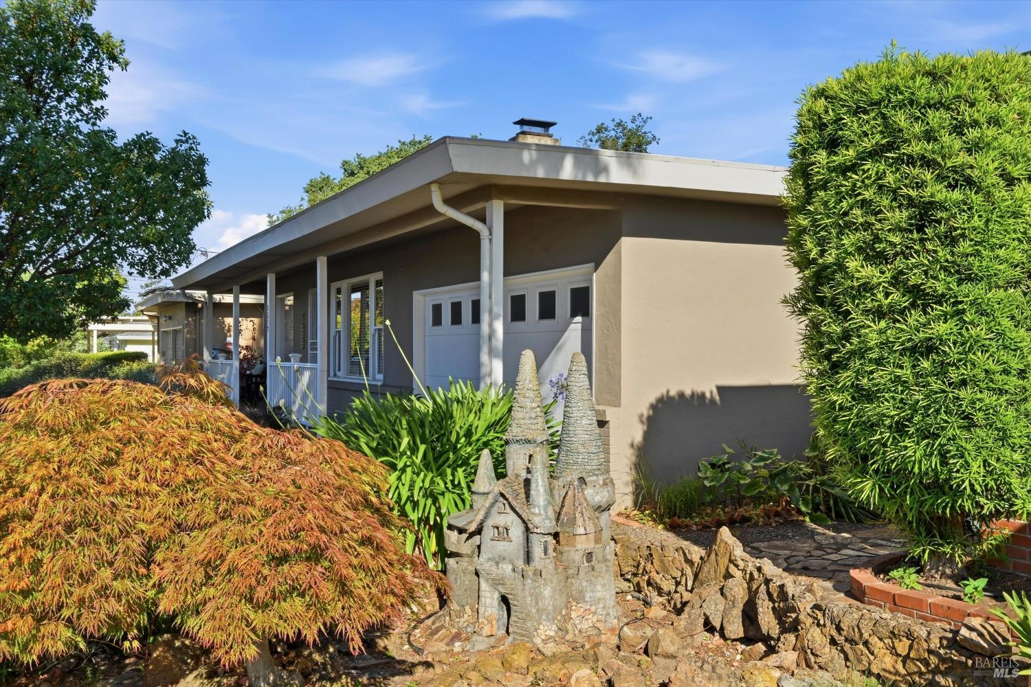 1923 Will Scarlet Lane Santa Rosa CA 95405