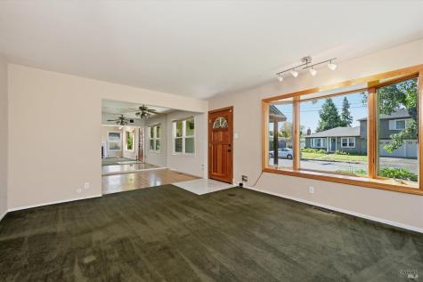 1923 Will Scarlet Lane Santa Rosa CA 95405
