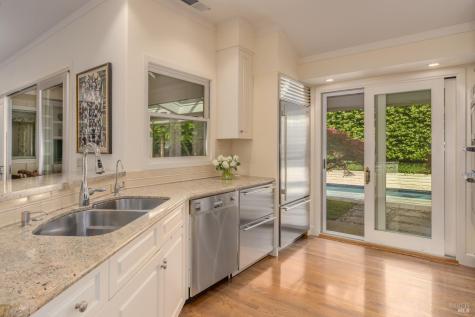 590 4th Street E Sonoma CA 95476