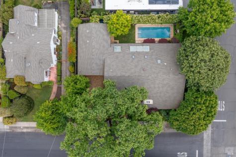 590 4th Street E Sonoma CA 95476