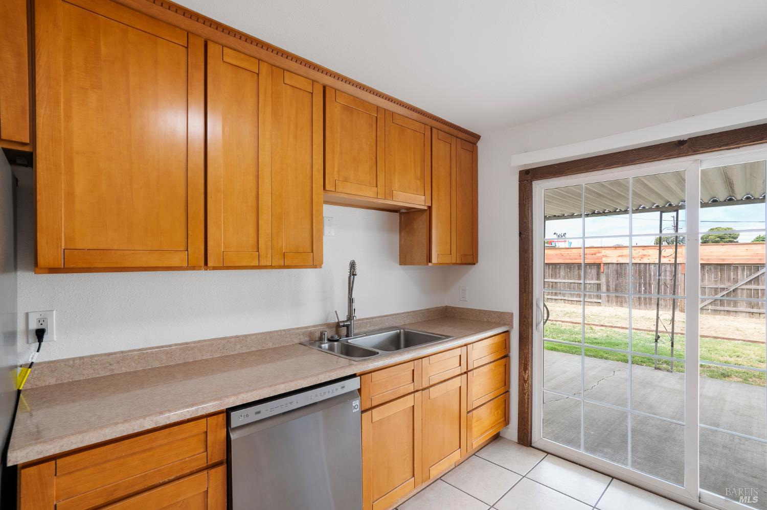 711 Warford Avenue Vallejo CA 94591