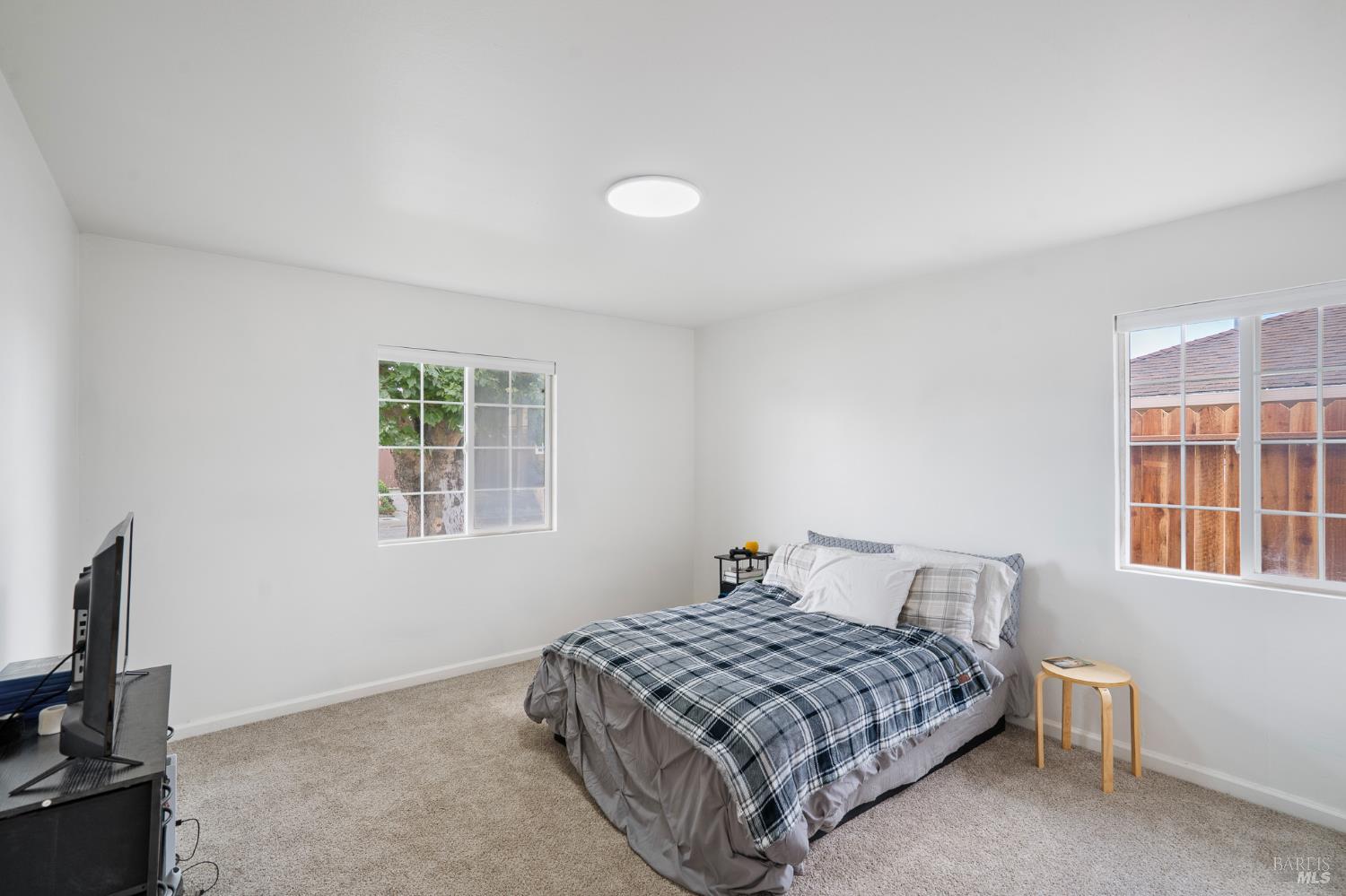 711 Warford Avenue Vallejo CA 94591