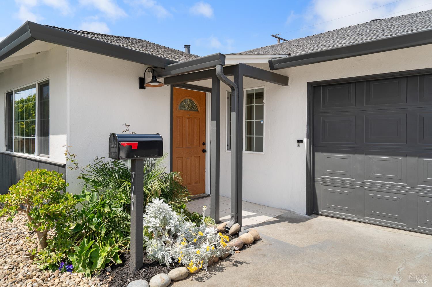 711 Warford Avenue Vallejo CA 94591