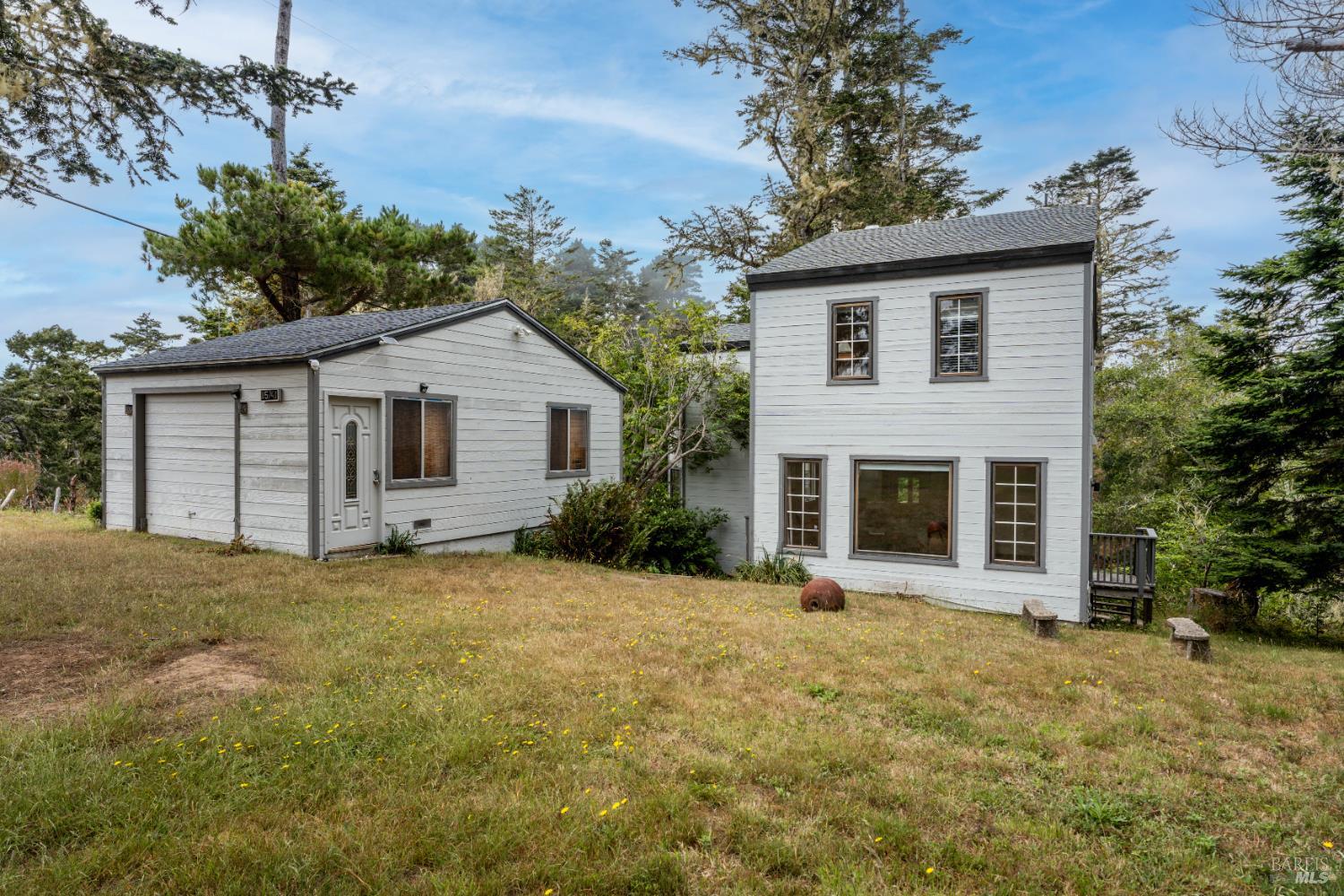 15741 Forest View Road Manchester CA 95459