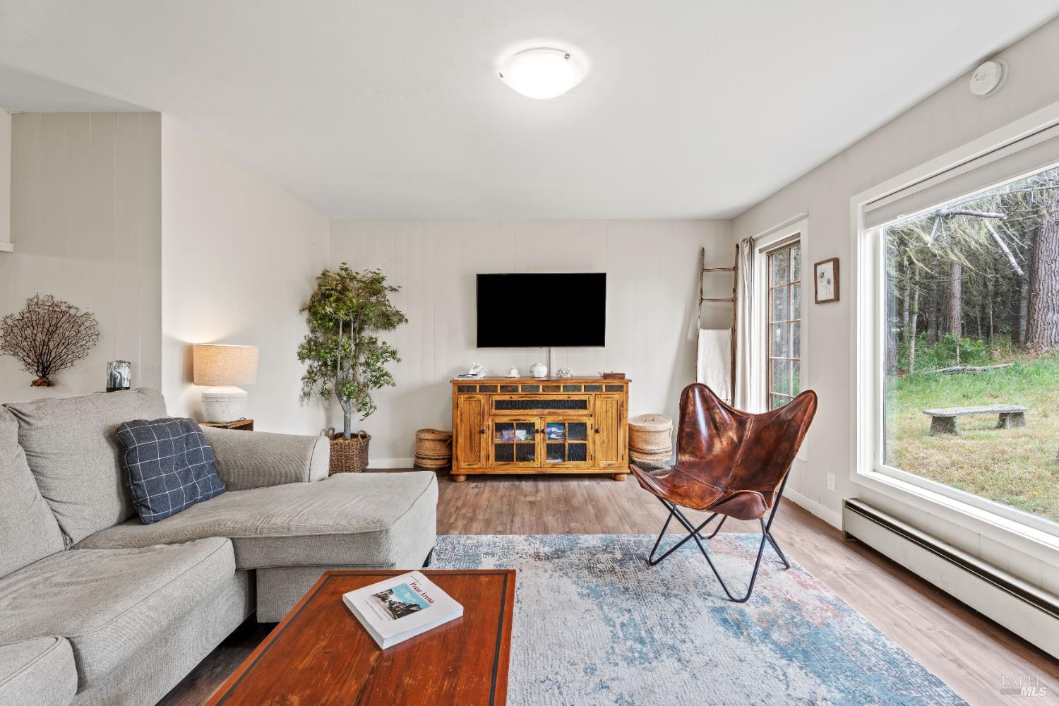 15741 Forest View Road Manchester CA 95459