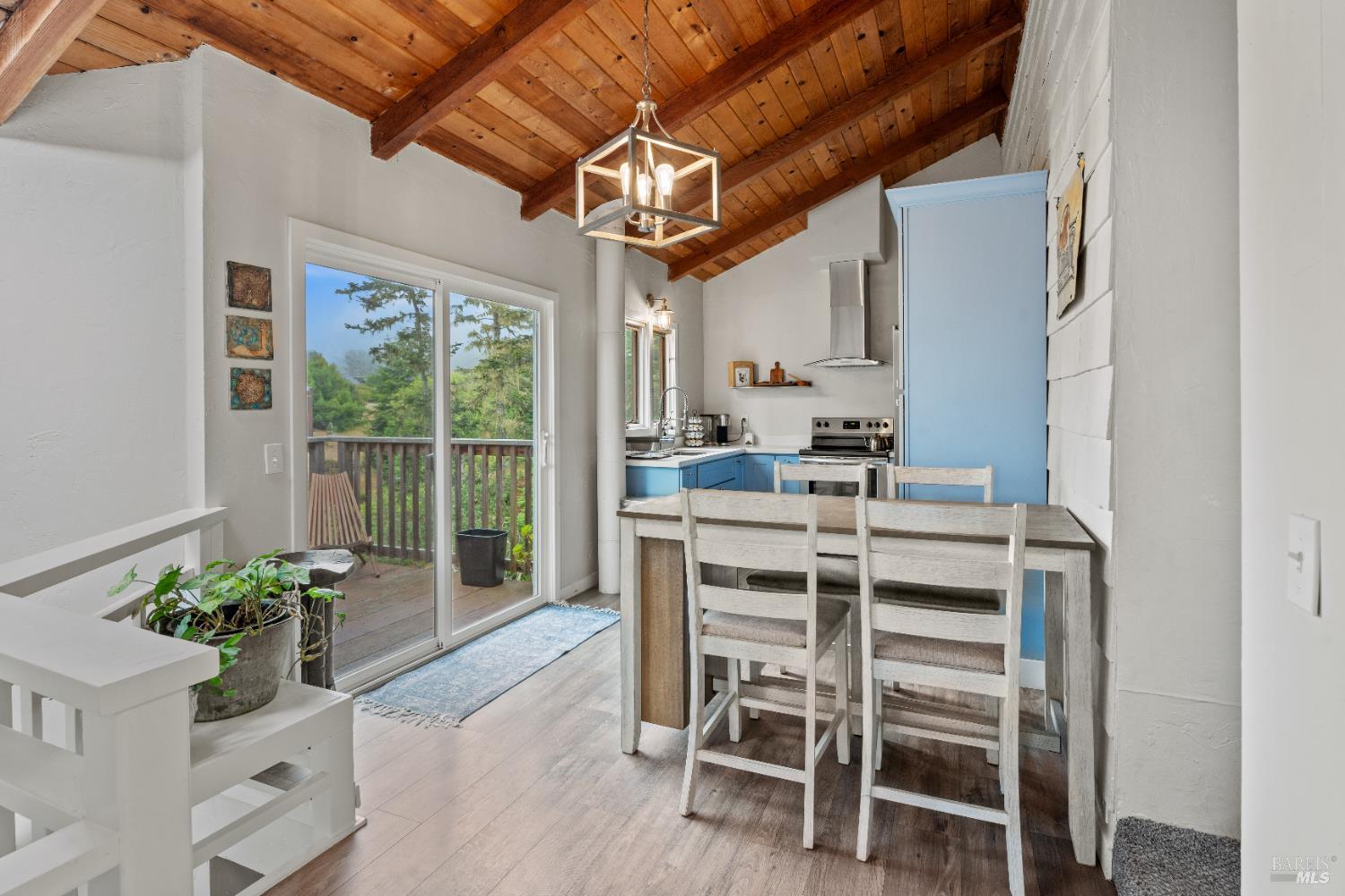 15741 Forest View Road Manchester CA 95459