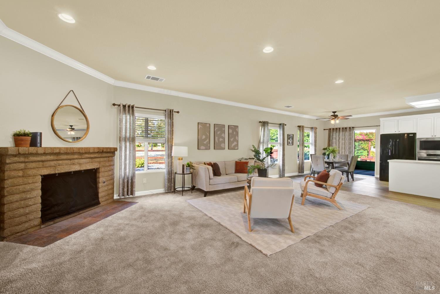 307 Zion Court Vacaville CA 95687