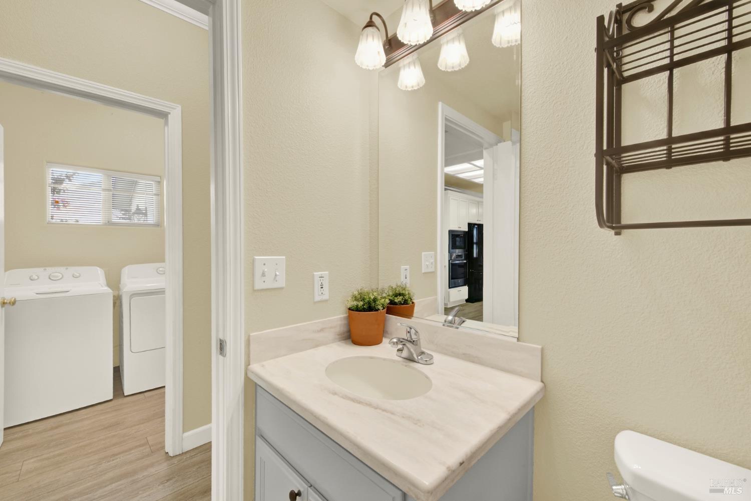 307 Zion Court Vacaville CA 95687