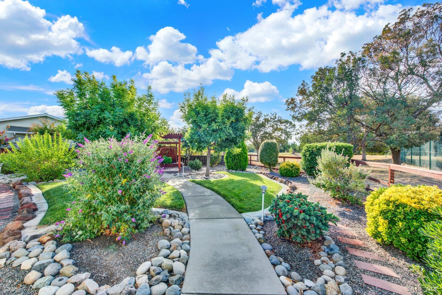 307 Zion Court Vacaville CA 95687