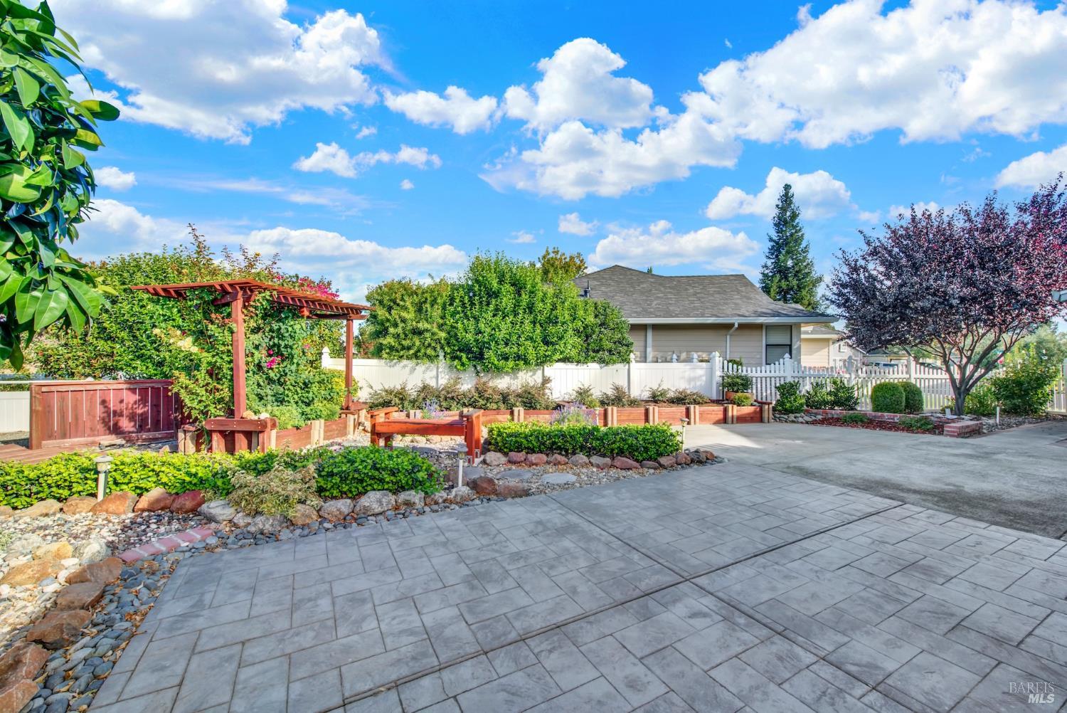 307 Zion Court Vacaville CA 95687