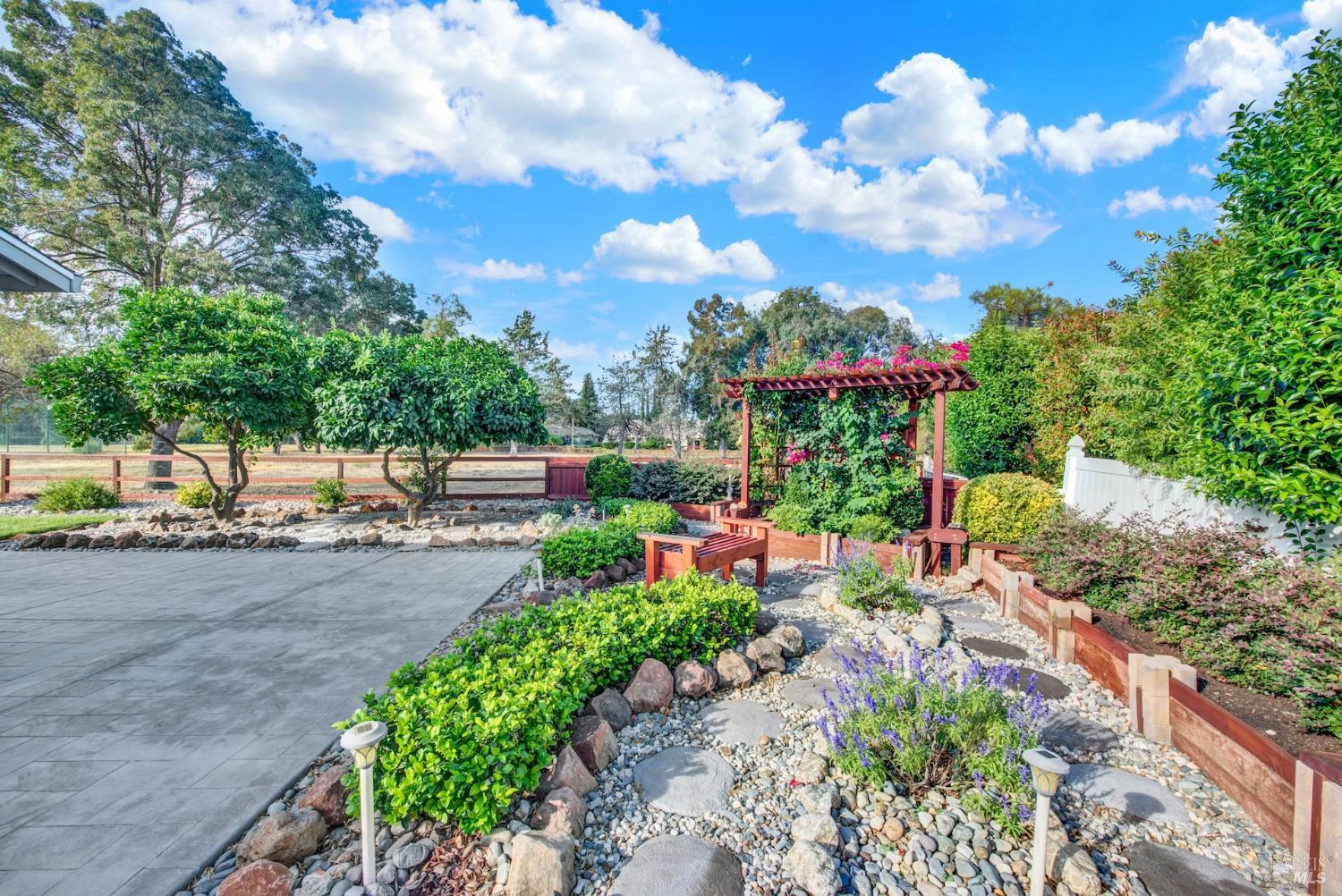 307 Zion Court Vacaville CA 95687