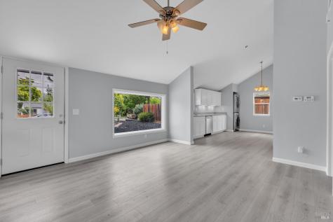 943 Frazier Avenue Santa Rosa CA 95404