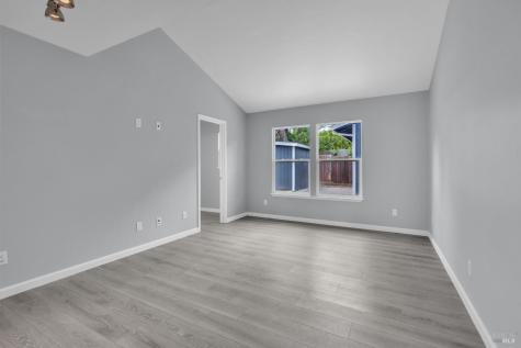 943 Frazier Avenue Santa Rosa CA 95404