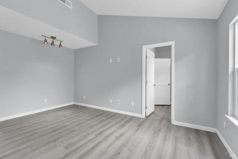 943 Frazier Avenue Santa Rosa CA 95404