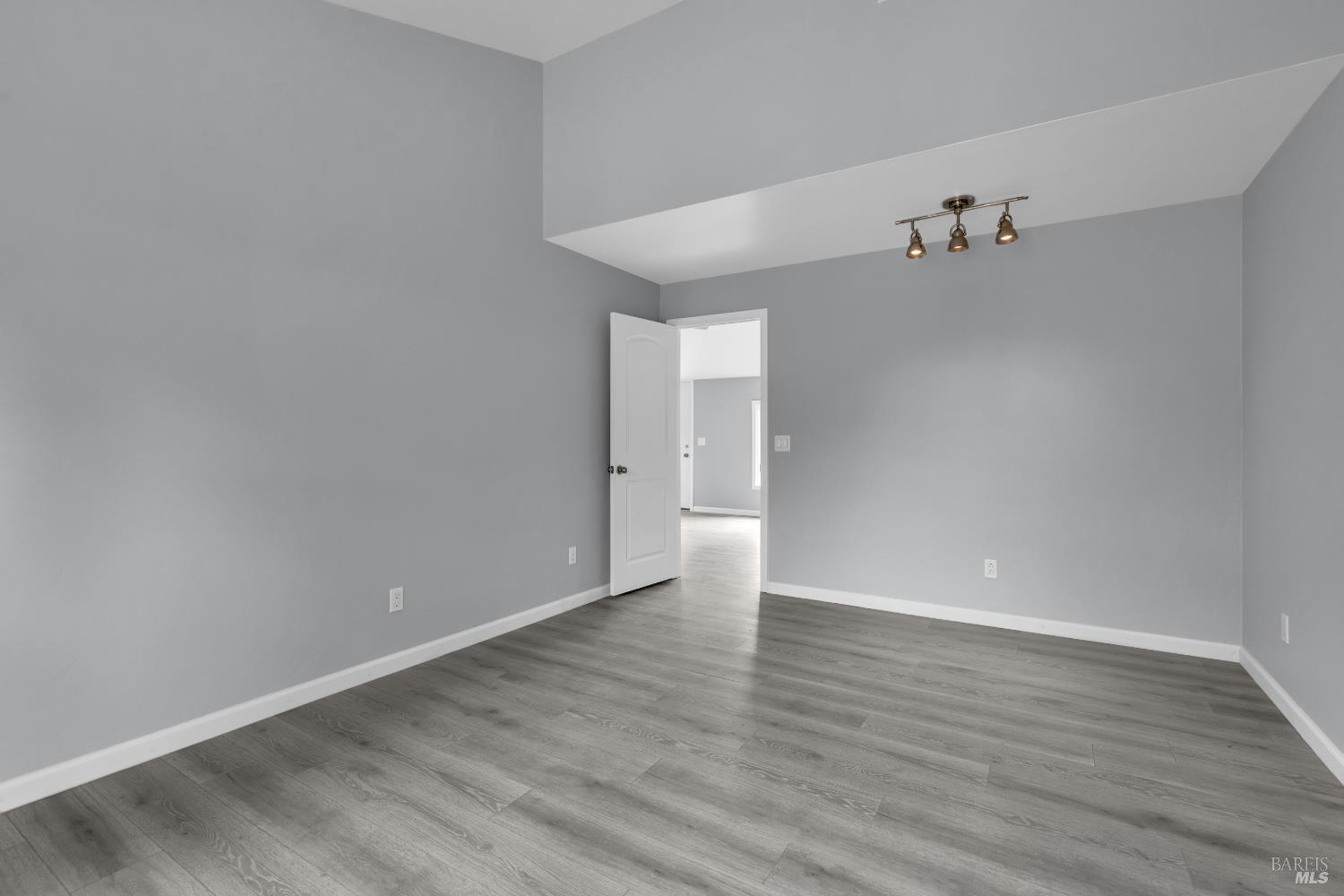 943 Frazier Avenue Santa Rosa CA 95404