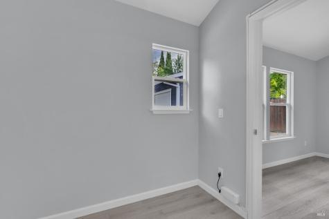 943 Frazier Avenue Santa Rosa CA 95404