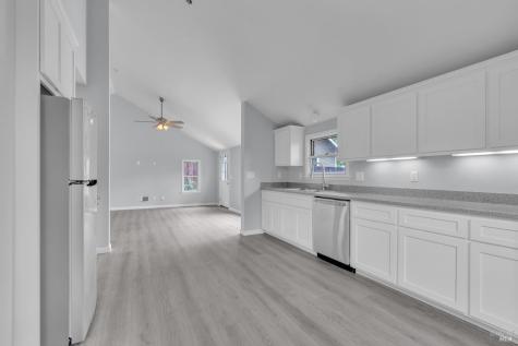 943 Frazier Avenue Santa Rosa CA 95404