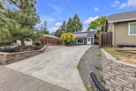 943 Frazier Avenue Santa Rosa CA 95404