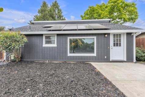 943 Frazier Avenue Santa Rosa CA 95404
