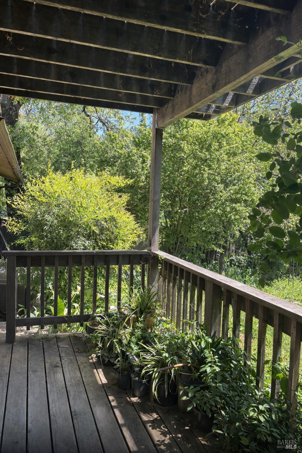350 Riverview Road Garberville CA 95542