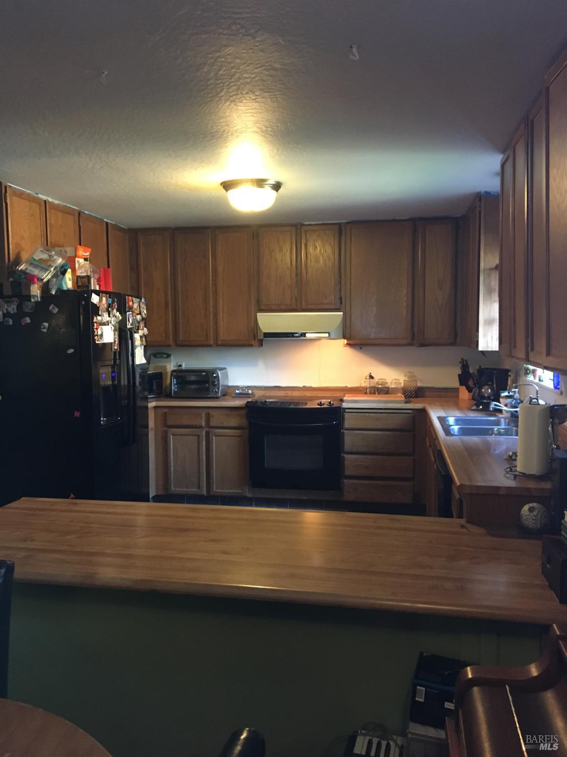 350 Riverview Road Garberville CA 95542