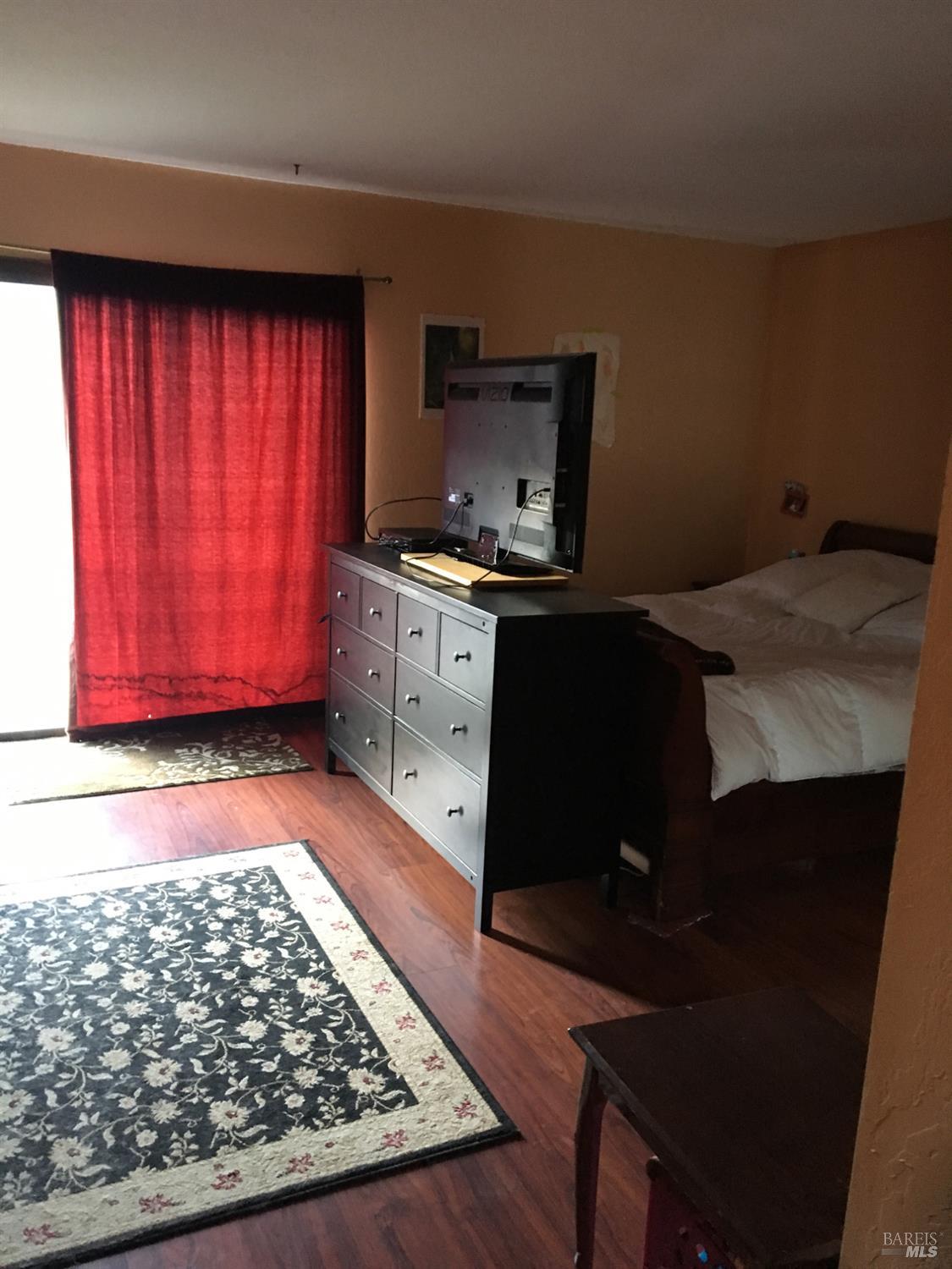 350 Riverview Road Garberville CA 95542