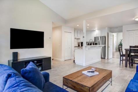 888 Starr Circle Windsor CA 95492