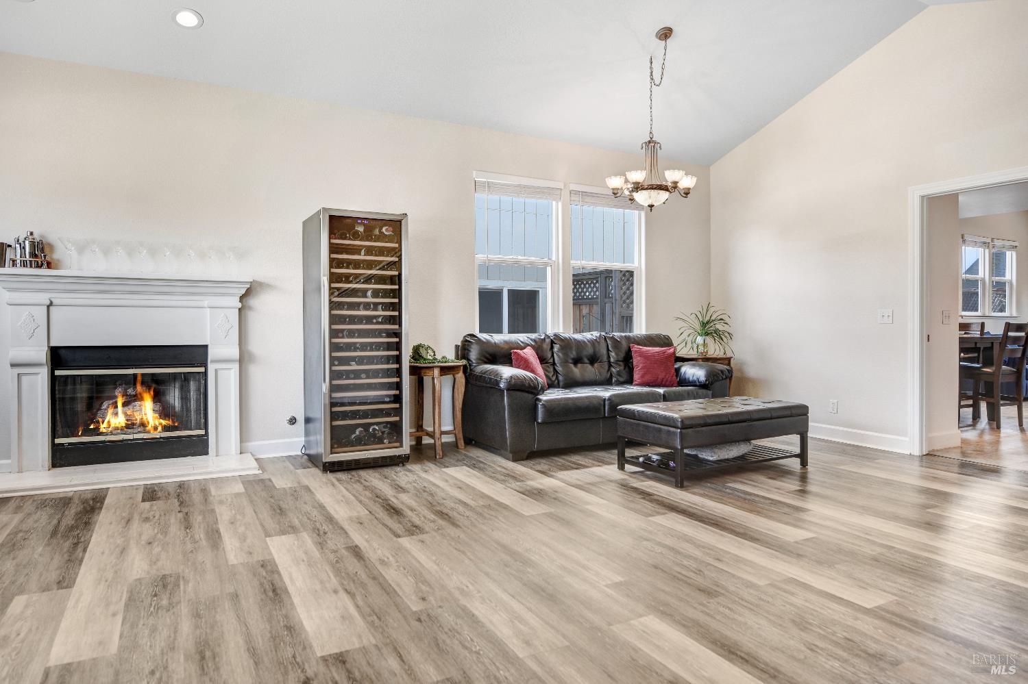 888 Starr Circle Windsor CA 95492