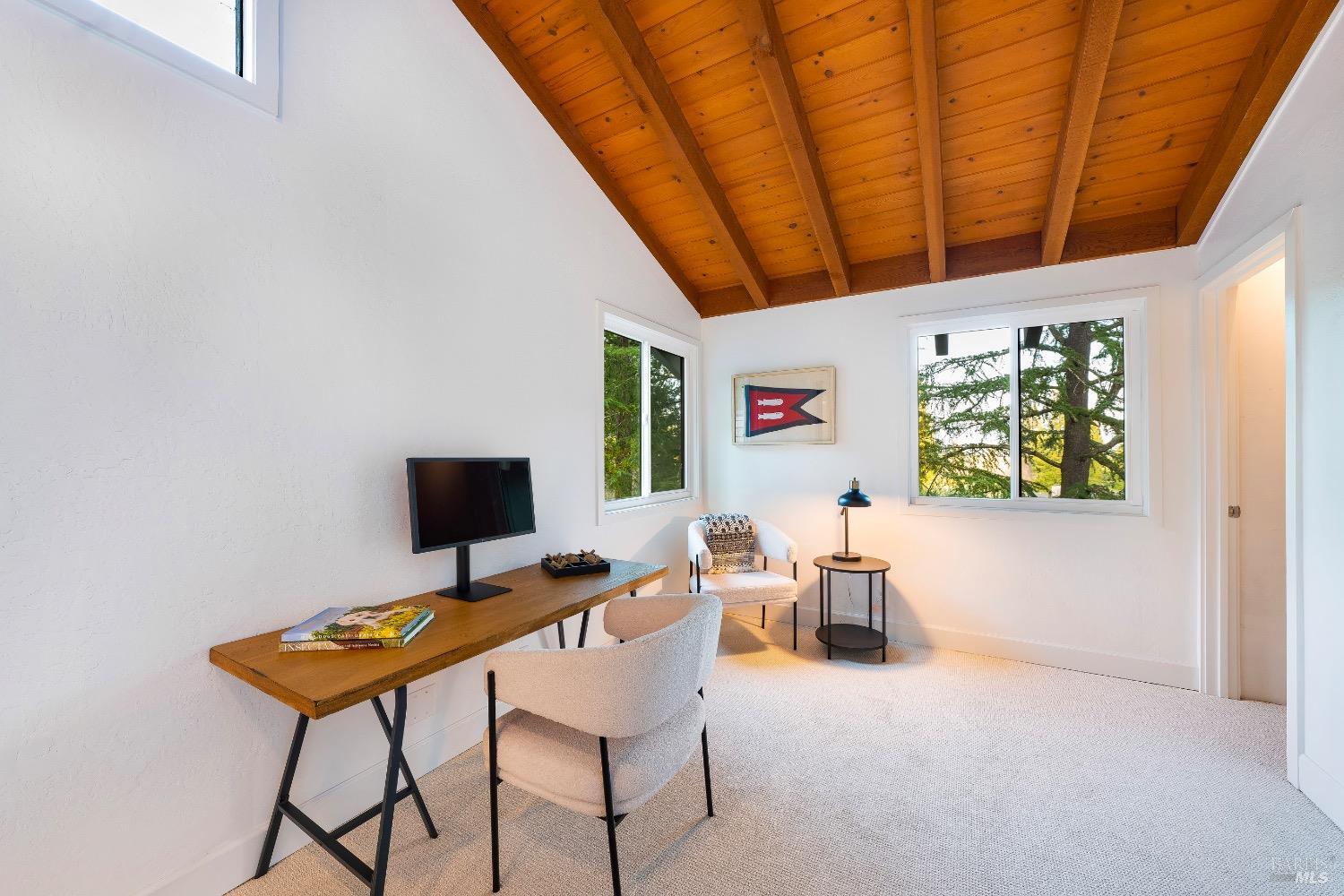1590 Sylvaner Avenue St. Helena CA 94574