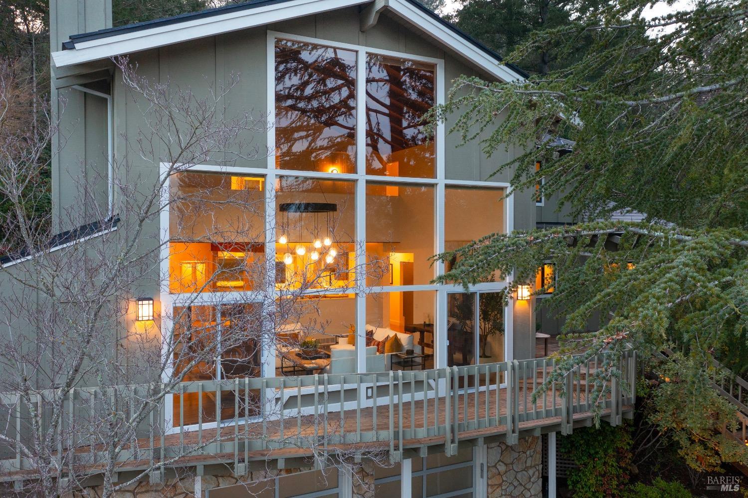 1590 Sylvaner Avenue St. Helena CA 94574