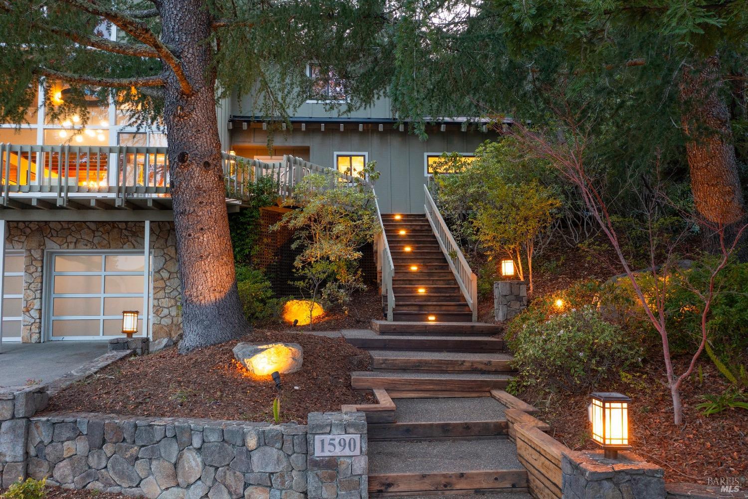 1590 Sylvaner Avenue St. Helena CA 94574