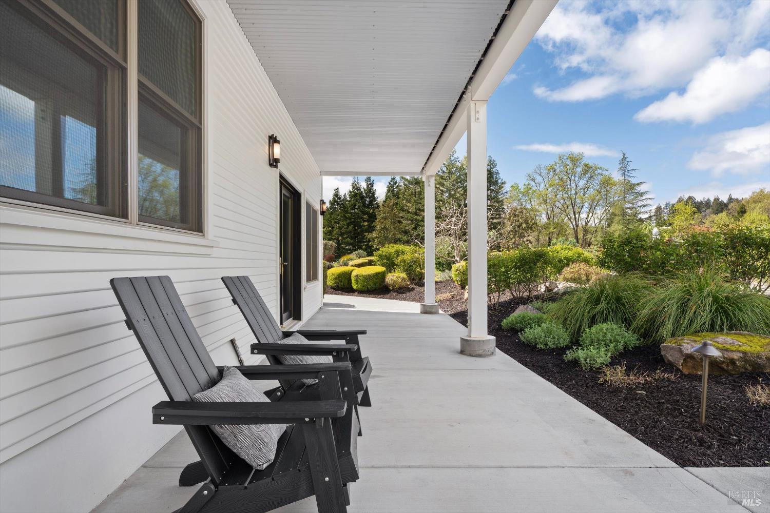 1524 Chablis Road Healdsburg CA 95448