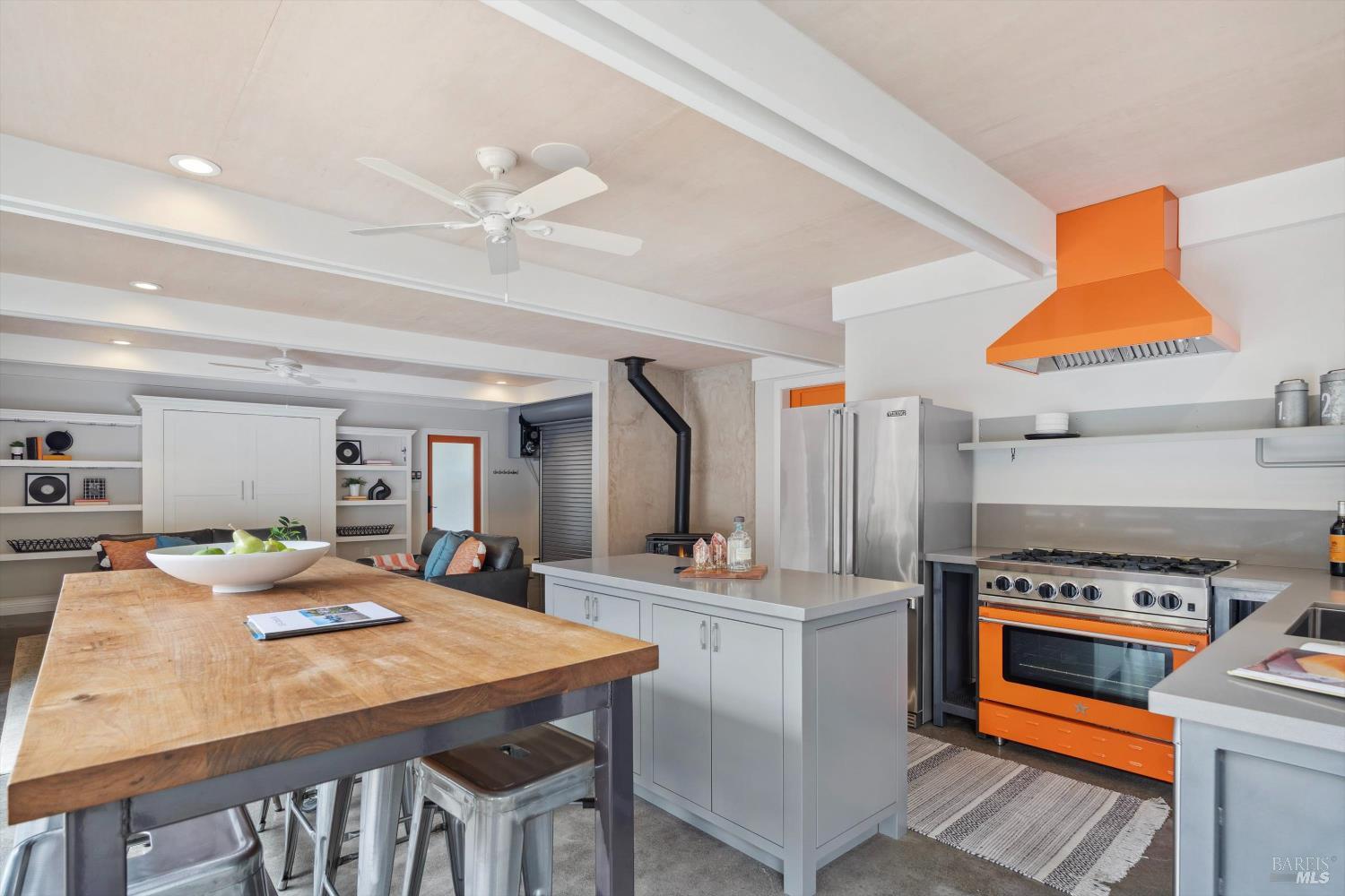 1524 Chablis Road Healdsburg CA 95448