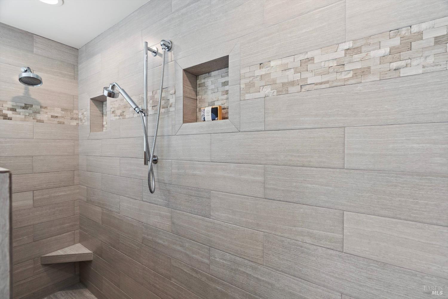 1524 Chablis Road Healdsburg CA 95448