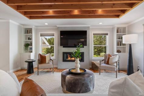 1524 Chablis Road Healdsburg CA 95448