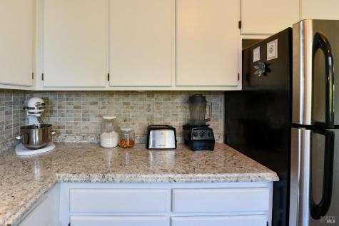 1907 Genoa Place Santa Rosa CA 95403